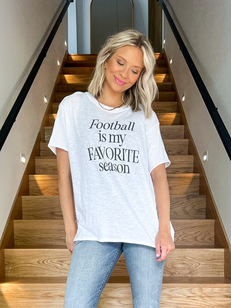 This Girl Loves Her Eagles T Shirt - Limotees