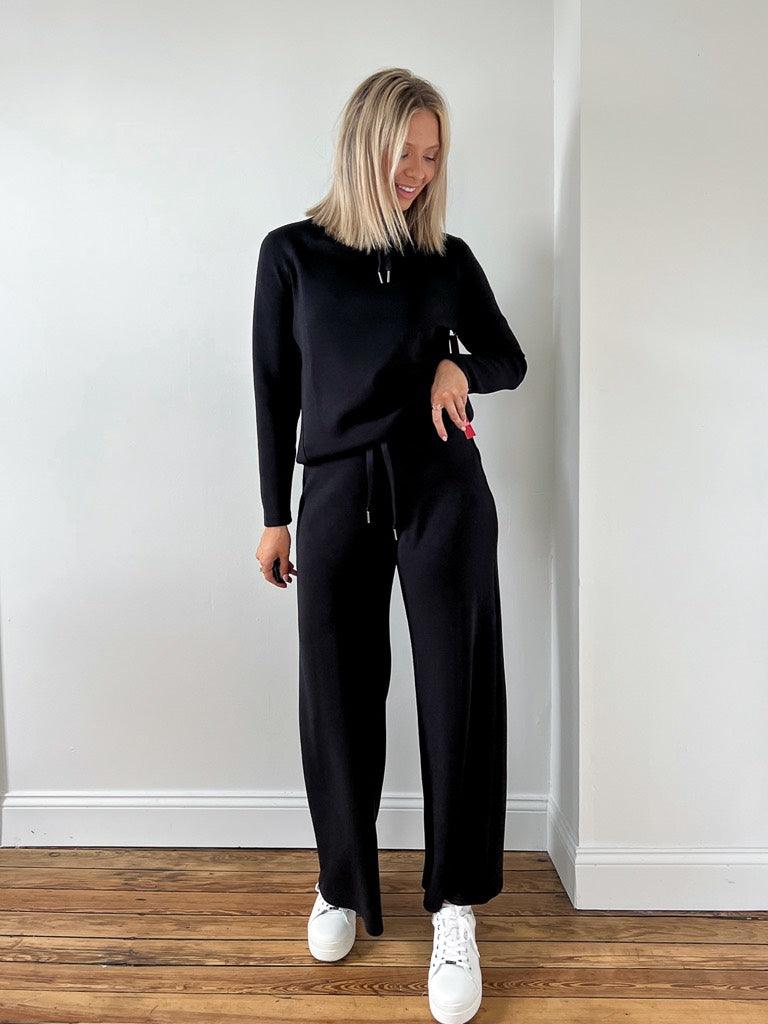 Alaia, black trousers with flared legs - Unique Designer Pieces