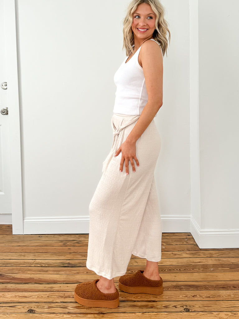 Isla Pucker Knit Pant- Whisper White